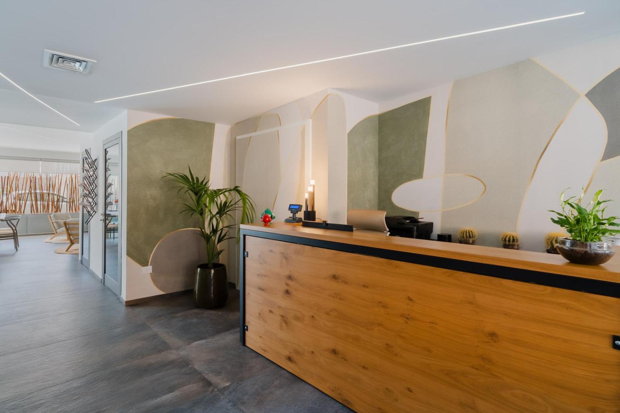 Glass House - Smart Rooms & Parking Lecce Zewnętrze zdjęcie