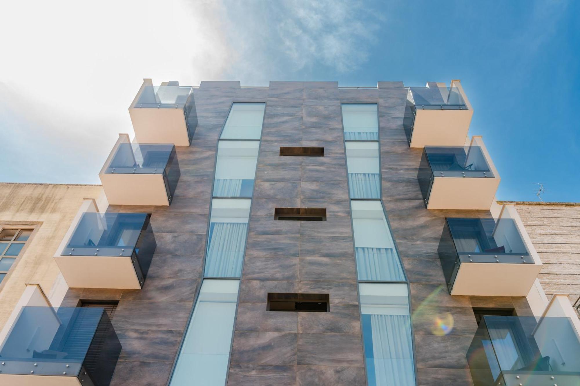 Glass House - Smart Rooms & Parking Lecce Zewnętrze zdjęcie